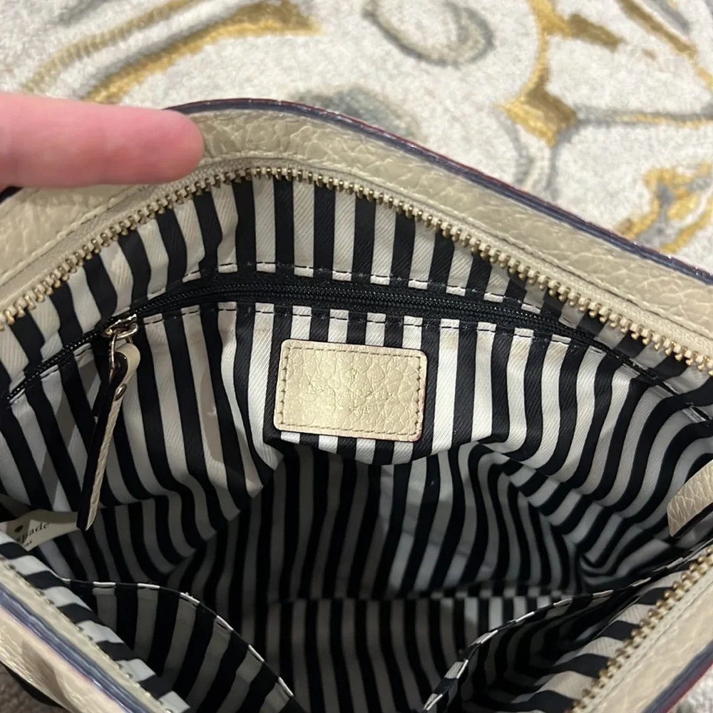 ♠️ kate spade crème black medium crossbody bag ♠️